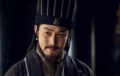 诸葛亮既然如此的赏识廖立 为何最后还将他贬为庶民呢