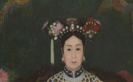 玫贵妃是除了慈禧之外另一位为咸丰帝生下儿子的女儿，活55岁善终