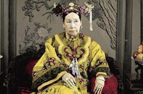 清朝比和珅还狠的贪官,因贪误国皇帝也拿他没办法!