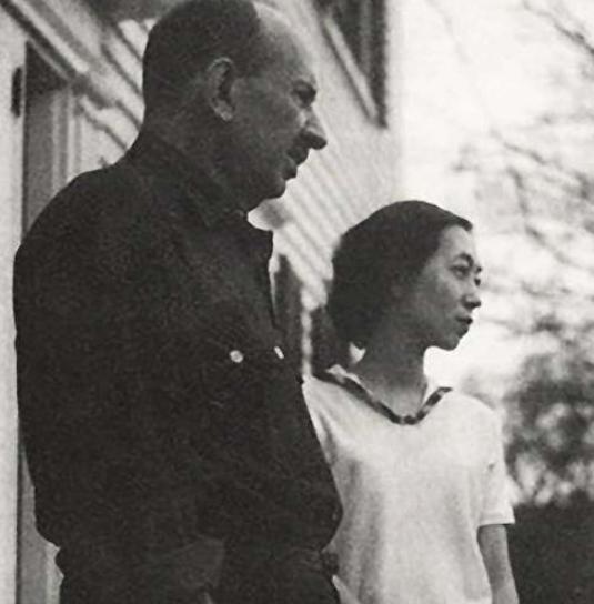 揭秘:女作家张爱玲与丈夫赖雅不为人知的过往