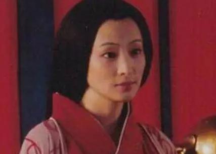 农妇离婚进皇宫,最后竟做了皇太后