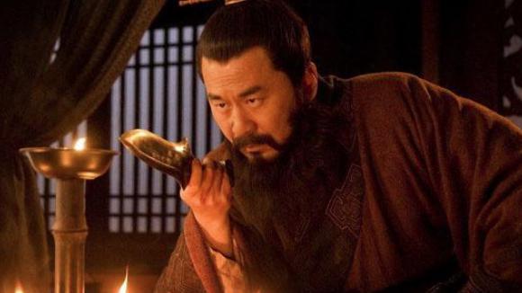 统领千军万马的一代枭雄,曹操小时候有多调皮