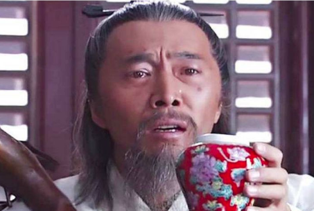 朱元璋问刘伯温谁能当大臣，他推荐了三人结果都惨死