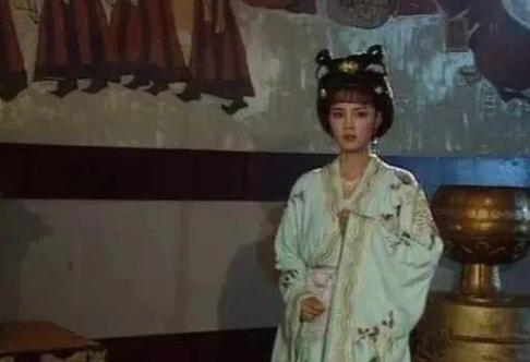 在隐忍中慢慢变强大!唐朝女宰相上官婉儿的成长之路!
