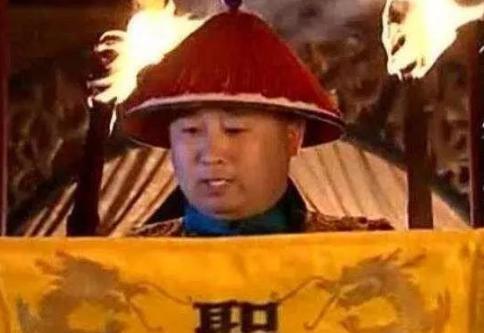 此人怕老婆怕糊涂了，给乾隆写了一封信，乾隆看后说：凌迟处死吧