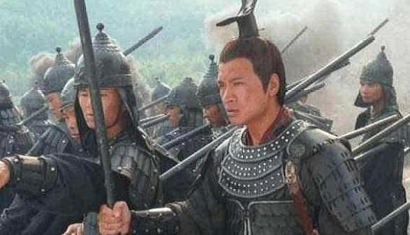 皇帝送给将军一个美女,结果这个美女和将军老婆都死了