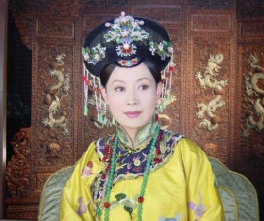 孝庄是开国皇后,为何两个侄女却比她更有名