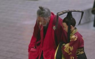 曹操发现司马懿有狼顾之相再三试探,奈何司马懿藏得太深了!