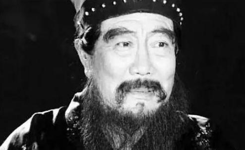 历史上真实的董卓是什么人