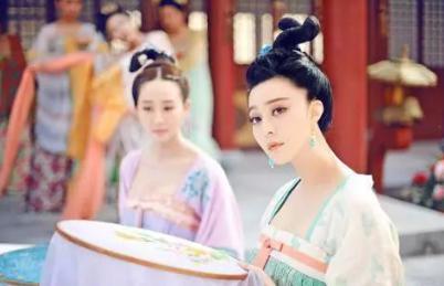 她5个月大就会说话，8岁落笔成文，是一代神童，24岁为李世民殉情 ！