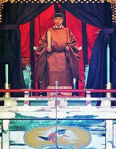 日本菊花王朝除君主名字模仿中国 还引进了年号制度