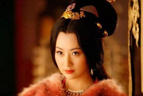 《洛神赋》的女主角,从小与众不同却一生坎坷!