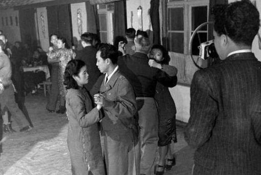 揭秘:尹先炳私生活是什么样的