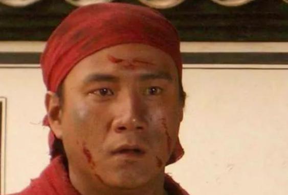 开国皇帝朱元璋从看不起商人，唯独对他恭恭敬敬