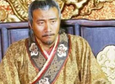 开国皇帝朱元璋从看不起商人，唯独对他恭恭敬敬