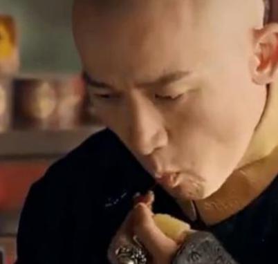 清朝皇宫中规定一天只吃两顿饭 难道皇帝和妃子就不饿吗