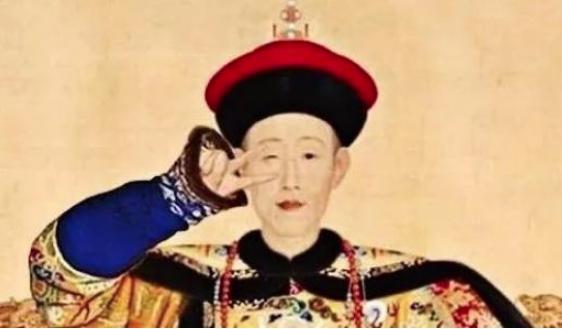 乾隆一生创作了4万首诗，只有一首选入课本