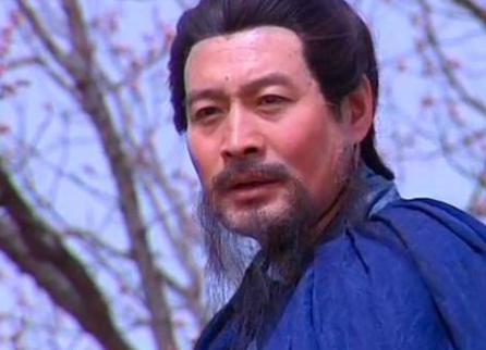 刘备三顾茅庐去找诸葛亮 前两次的时候他都在干嘛