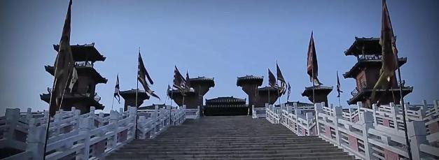 就因为搬了一次家,他从此开创了一个长达800年的王朝?