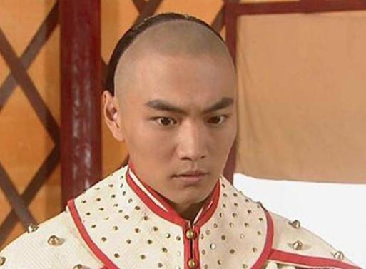 他是努尔哈赤的小儿子,36岁感染天花去世