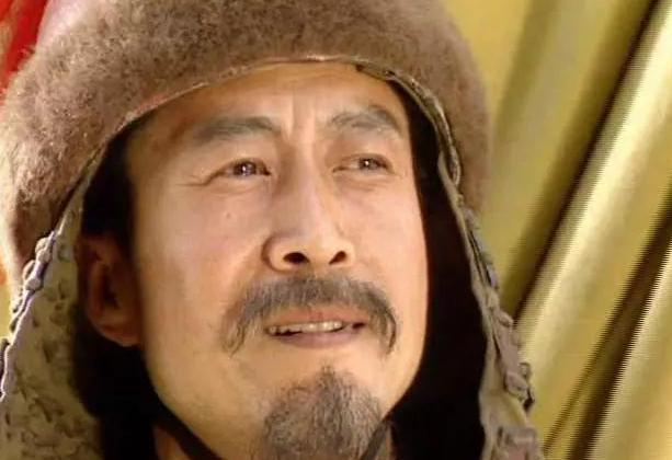 袁术称帝时的实力有多强?坐拥三州十一郡之地,曹操袁绍都不如他