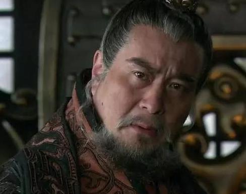 袁术称帝时的实力有多强?坐拥三州十一郡之地,曹操袁绍都不如他