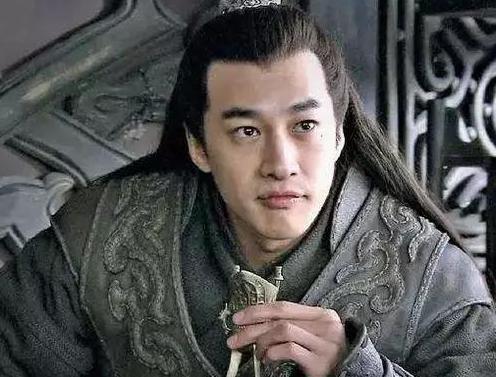 袁术称帝时的实力有多强?坐拥三州十一郡之地,曹操袁绍都不如他