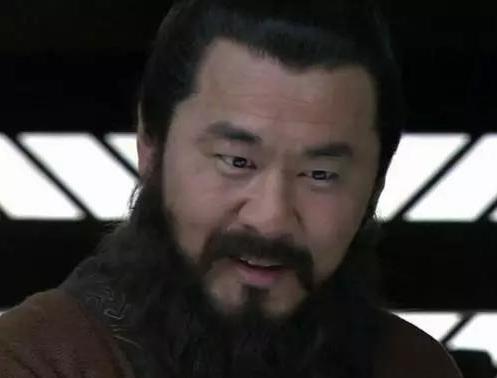 袁术称帝时的实力有多强?坐拥三州十一郡之地,曹操袁绍都不如他