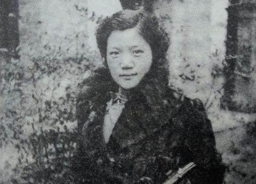 安娥:河北石家庄的红色女郎