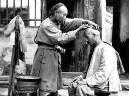 清朝在历史上存在将近300年之久 为何不推广满语呢