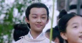 此女命运坎坷成王妃后流落民间,儿子长大之后找了她一生!