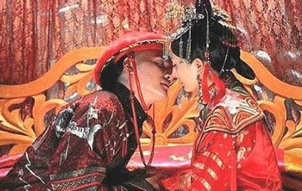 清朝最受宠爱的公主,三代帝王争相宠爱一生美满幸福!