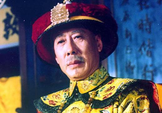 康熙见儿媳时说了一句“有福之人”!果然她成了最有福气的皇后!