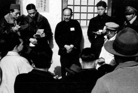 王震上将说了一句狠话,吓得张文伯做了什么