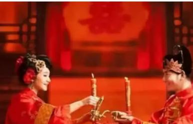 太监死前说出一个秘密:皇后结婚前必吃一物