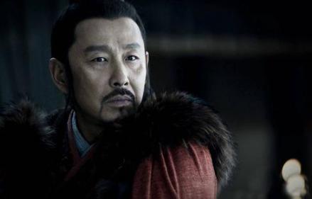 萧何本是刘邦上级,为何甘心屈居刘邦之下