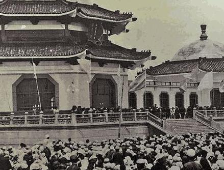 成吉思汗的墓地究竟在什么地方 有关于他的墓地位置有几种说法呢