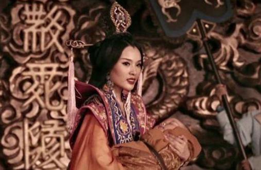 他13岁时爱上嫂子,为了娶她竟灭其母亲满门