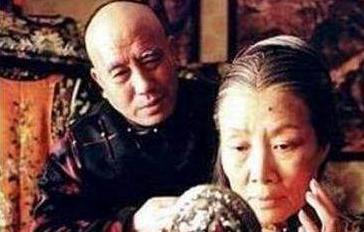 李莲英和慈禧到底是什么关系 为何会引人怀疑他不是太监呢