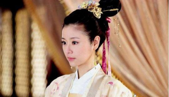 冯太后：24岁的年轻太后，早年便丧父