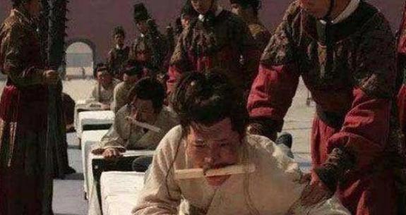 朱元璋为防止贪污,采取了三种手段,一个比一个残忍