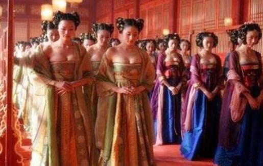 一代忠臣被人害死，死后凶手被流放，一百多人为其陪葬