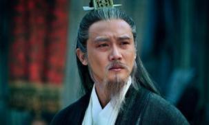 曹操收养的义子曹真，为曹魏赴汤蹈火儿子却将曹魏江山拱手相让！