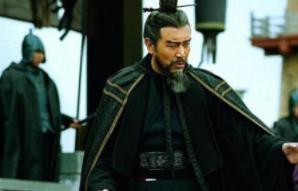 曹操收养的义子曹真，为曹魏赴汤蹈火儿子却将曹魏江山拱手相让！