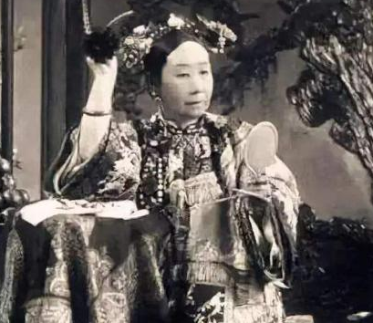 慈禧出殡时抬棺到底有多少人 难怪大清不忘才怪