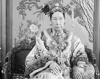 慈禧出殡时抬棺到底有多少人 难怪大清不忘才怪