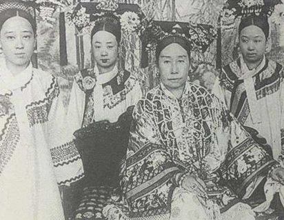 慈禧出殡时抬棺到底有多少人 难怪大清不忘才怪