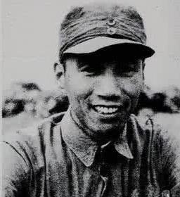 杨文瑔：蒋介石的侍从参谋，被关押了26年