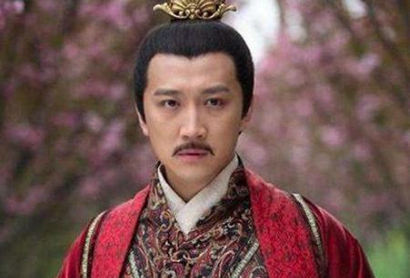 宫女擅长歌舞成为皇后,上位后把妹妹引入宫中