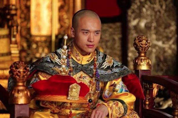顺治帝不传位于次子福全,为何选择年纪较小的玄烨